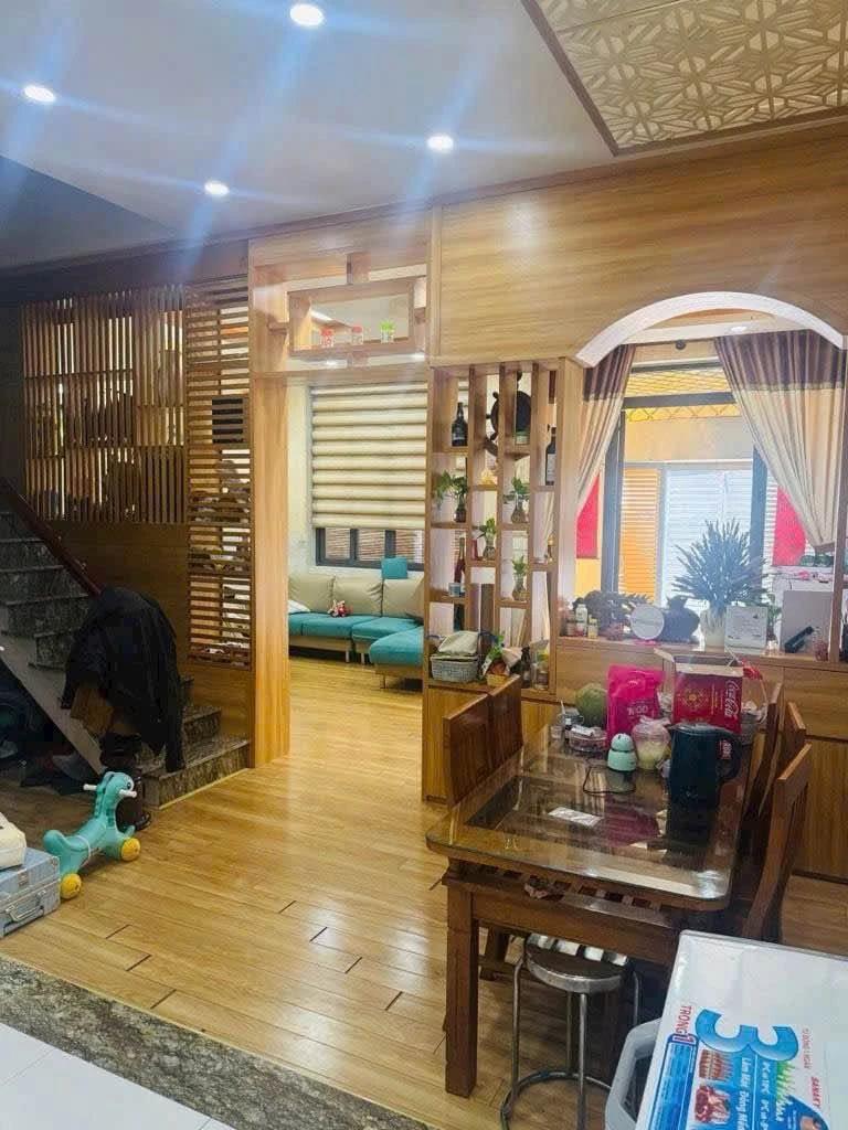 Bán nhà 3 tầng 80m2 Đinh Phong Phú Quận 9 - Ảnh thu nhỏ 3