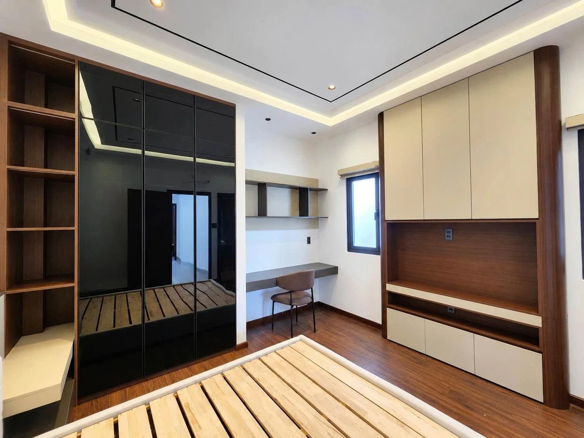 Bán nhà 4 PN 96m² trung tâm Vũng Tàu 10 tỷ 500 - Ảnh thu nhỏ 5