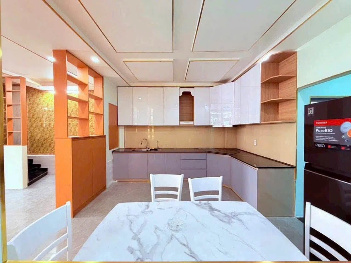 Bán nhà mặt tiền 120m² 3PN Phường Dĩ An, TP HCM 6.9 tỷ - Ảnh thu nhỏ 4