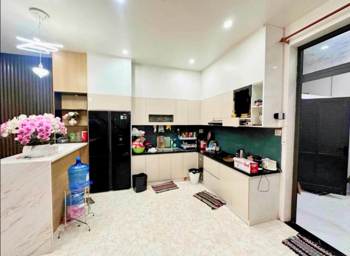 Nhà 3 tầng mặt tiền 219m² Phú Mỹ, Quảng Ngãi 3 tỷ 390 triệu - Ảnh thu nhỏ 3