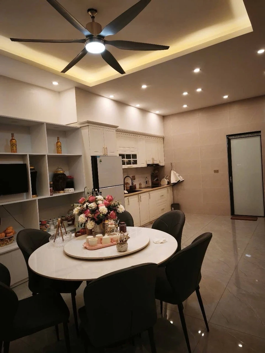 Bán nhà 3 tầng 67m² với nội thất đầy đủ giá 2,8 tỷ - Ảnh thu nhỏ 4