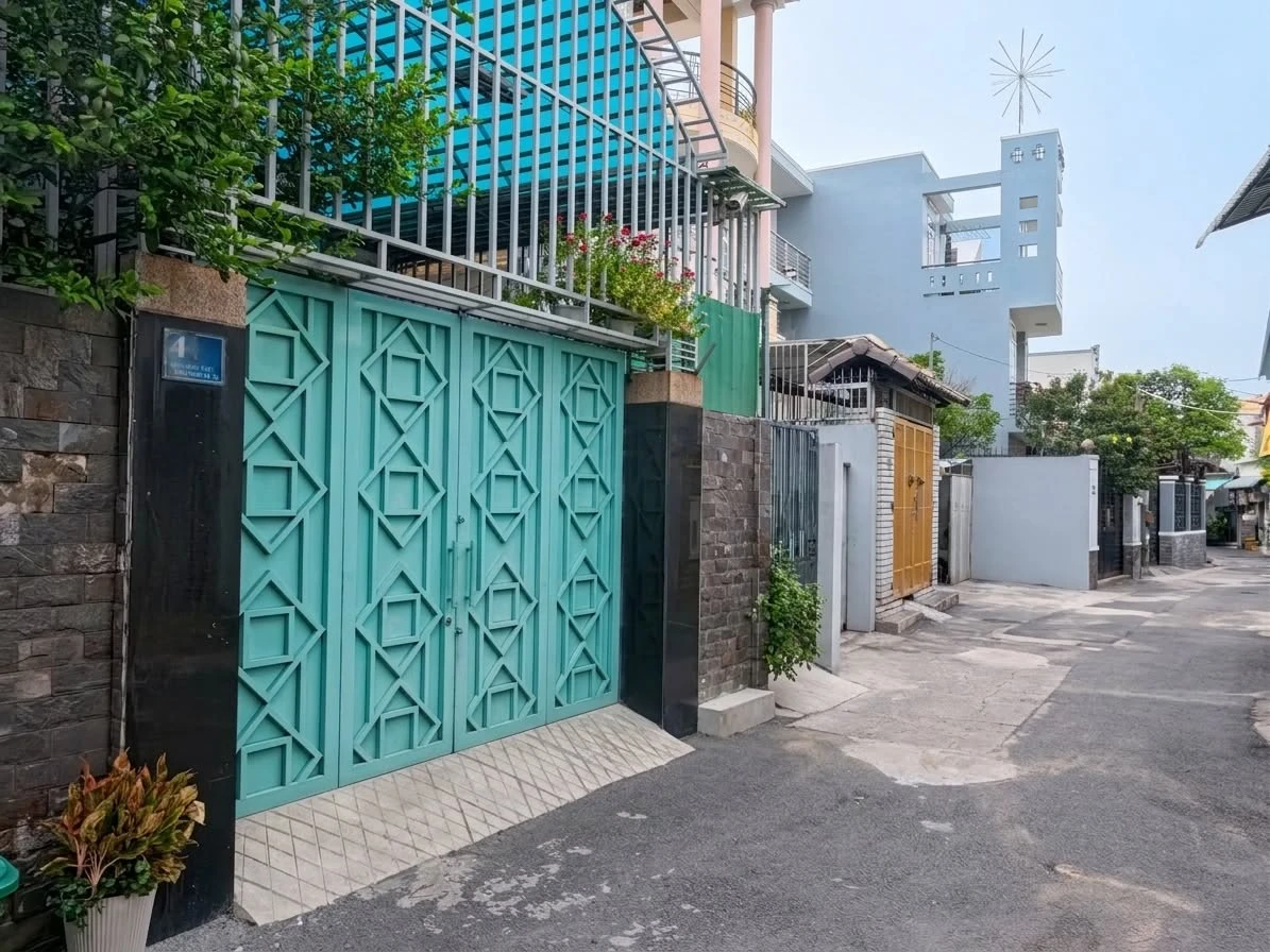 Bán nhà 1 trệt 1 lầu 120m² hẻm xe hơi đường số 8 Tam Bình, Thủ Đức giá 7,7 tỷ - Ảnh thu nhỏ 2