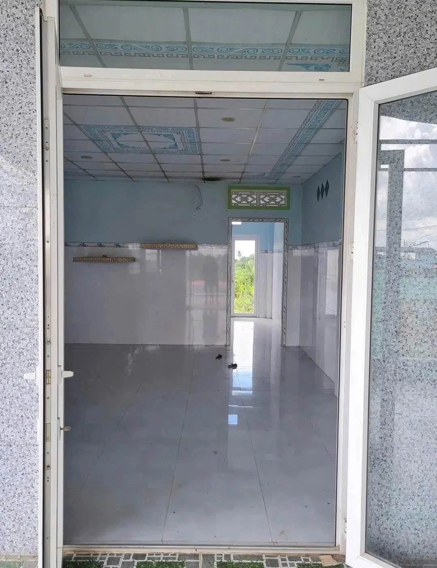 Nhà mặt tiền 1 trệt 1 lầu 141m² giá 2,4 tỷ Tân An - Ảnh thu nhỏ 2