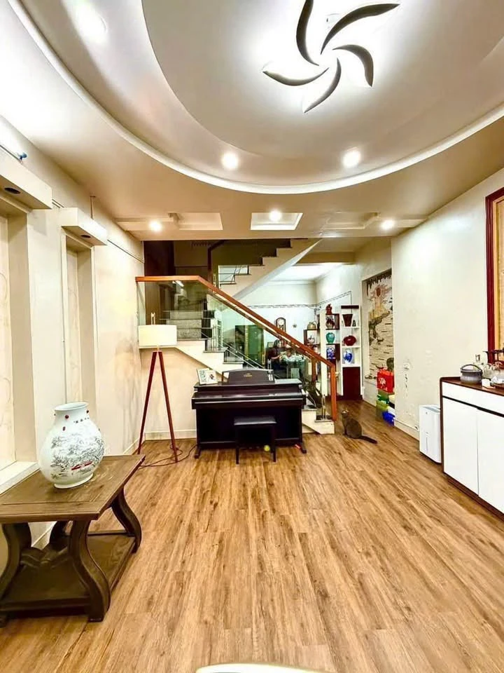 Bán nhà 3 tầng 44,5m² Lạch Tray Hải Phòng 2,35 tỷ - Ảnh 1