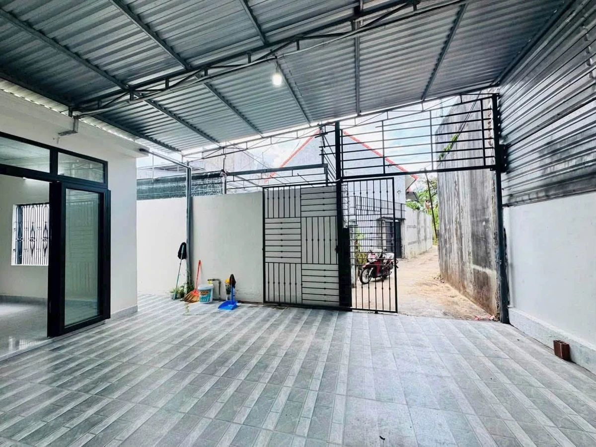 Bán nhà cấp 4 có sân ô tô 5x32m, 2PN Quảng Ngãi - Ảnh thu nhỏ 2