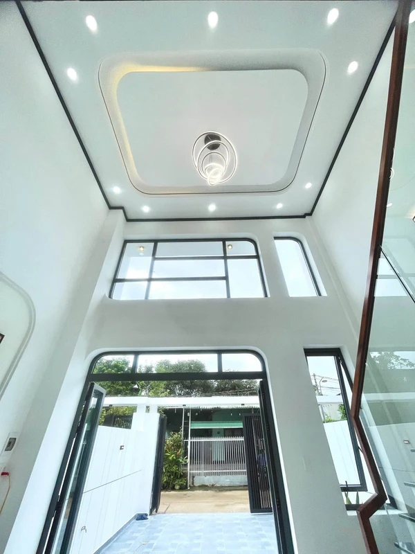 Bán nhà 1 trệt 1 lửng 3PN 100m2 gần chợ Bàu Trâm, Long Khánh, Đồng Nai