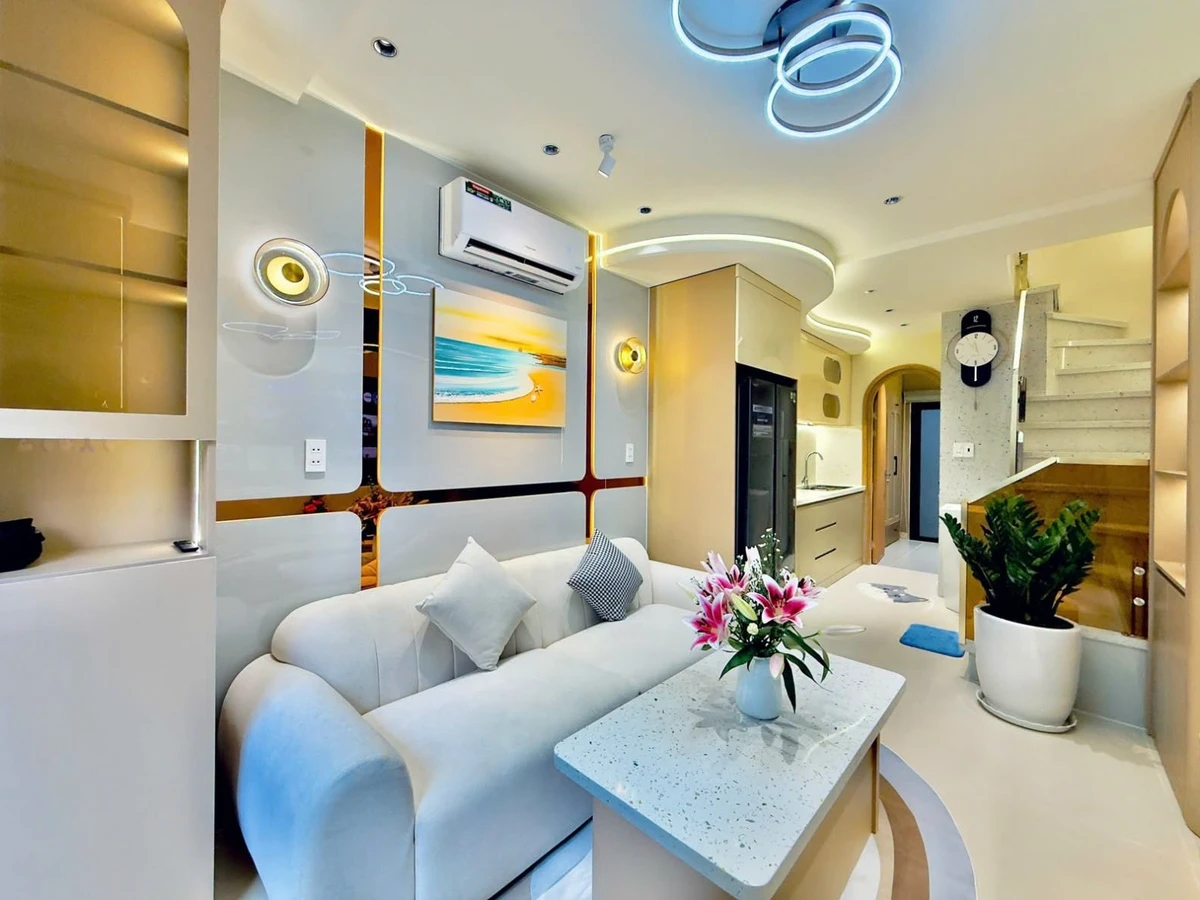 Bán nhà hẻm xe hơi 2 tầng 2 PN 33m2 đường Thành Thái, Quận 10 giá 5,7 tỷ - Ảnh thu nhỏ 3