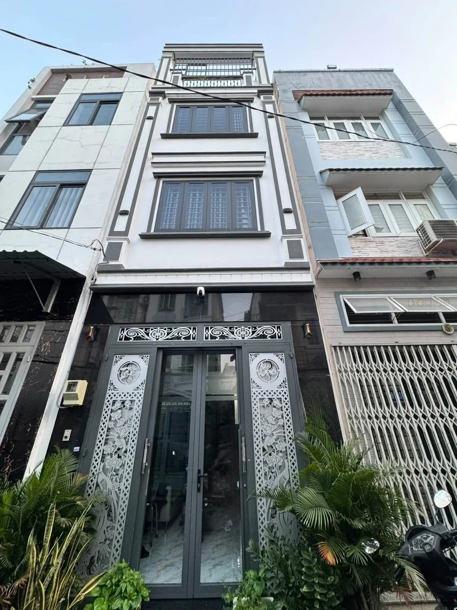 Bán nhà hẻm xe hơi 40m2, 4 tầng 4 phòng ngủ, full nội thất, Hoàng Hoa Thám, Bình Thạnh - Ảnh 1