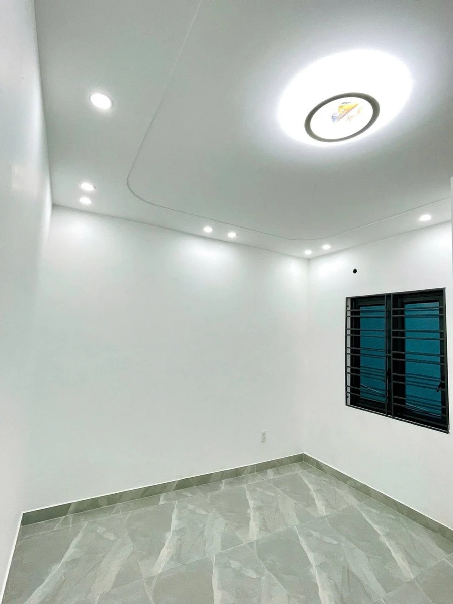 Bán nhà 4 tầng mặt tiền 30m² sát mặt đường - Ảnh thu nhỏ 4