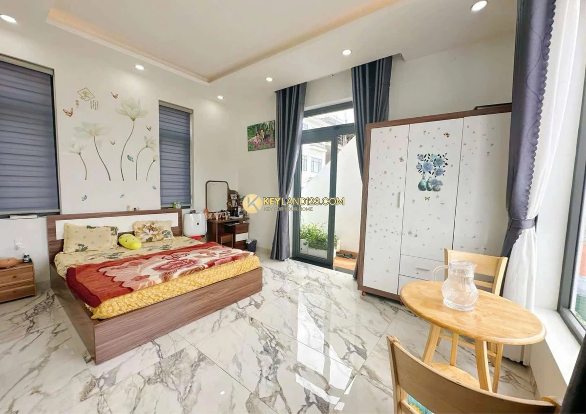 Bán biệt thự 200m2, 5PN tại Đà Lạt, giá 8.2 tỷ - Ảnh thu nhỏ 2