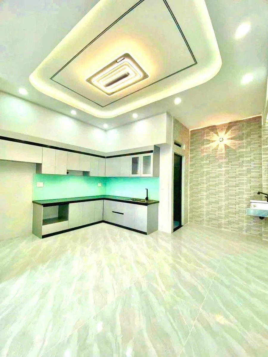 Bán nhà 1 trệt 2 lầu 68m² gần chợ Dĩ An, Bình Dương - Ảnh thu nhỏ 4