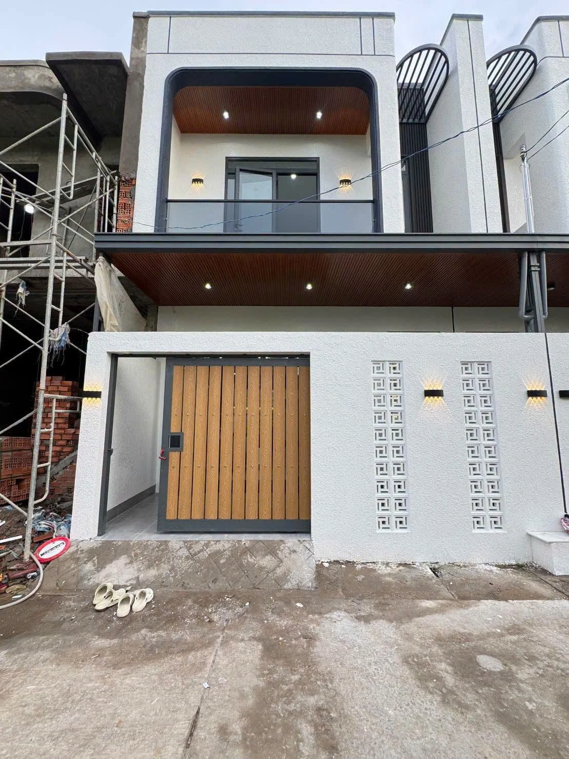 Bán nhà 60.5m² 2PN hẻm xe Nguyễn Bỉnh Khiêm, Rạch Giá - Ảnh 1