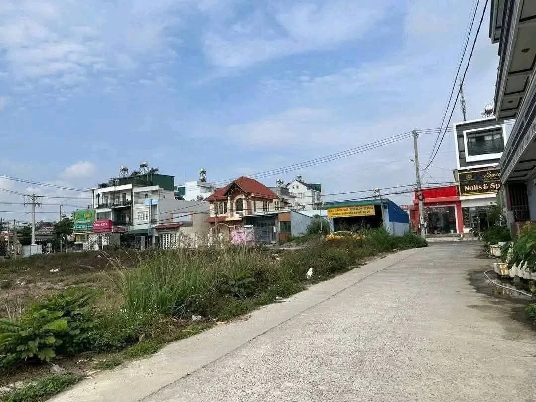 Bán nhà 4 phòng ngủ 370m² Eakao, Đắk Nông - 2,99 tỷ 873b - Ảnh 1