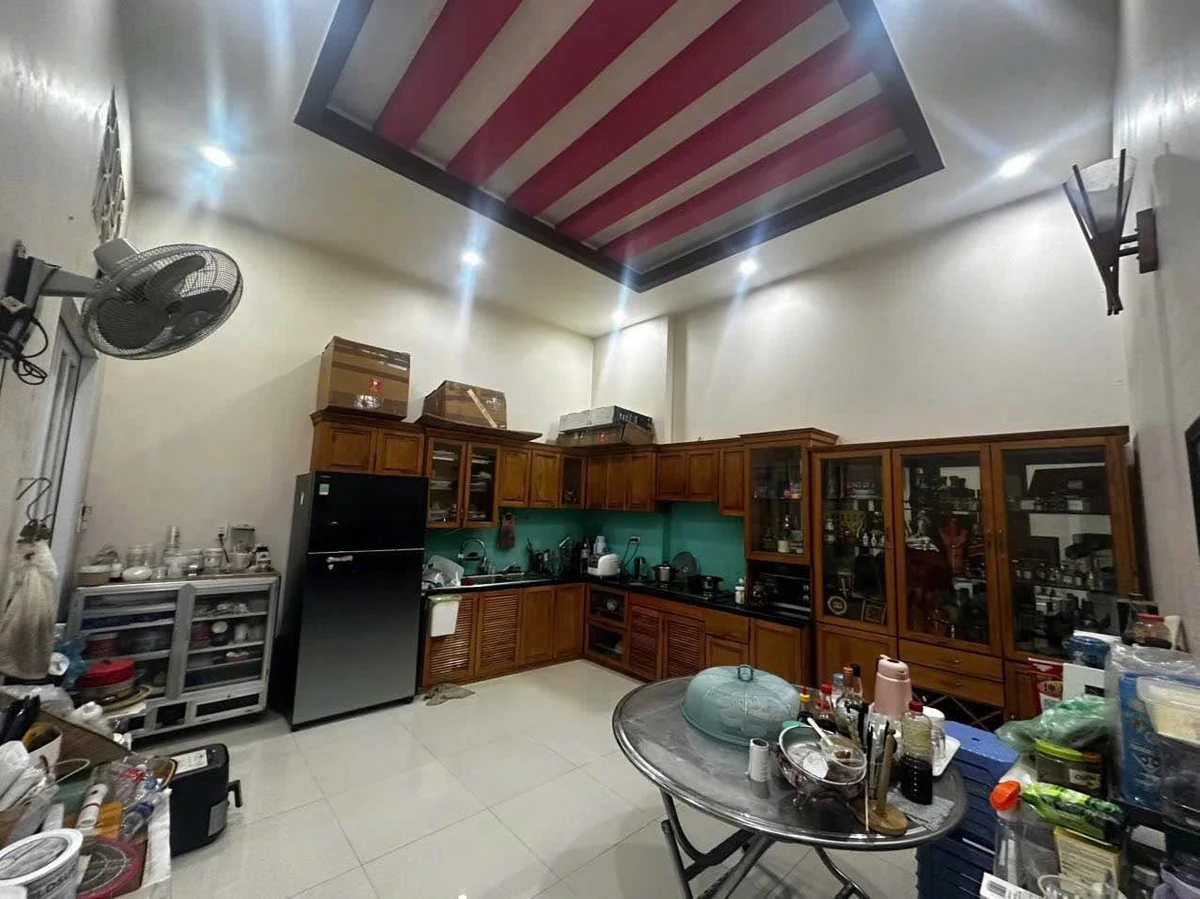 Nhà mặt tiền bán Hoàng Diệu, 4PN, 82m², 12,9 tỷ - Ảnh thu nhỏ 2