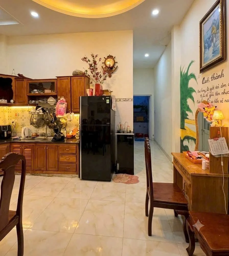 Bán nhà lầu 100m2 đường Văn Thánh, Lâm Đồng, 2.3 tỷ - Ảnh thu nhỏ 3