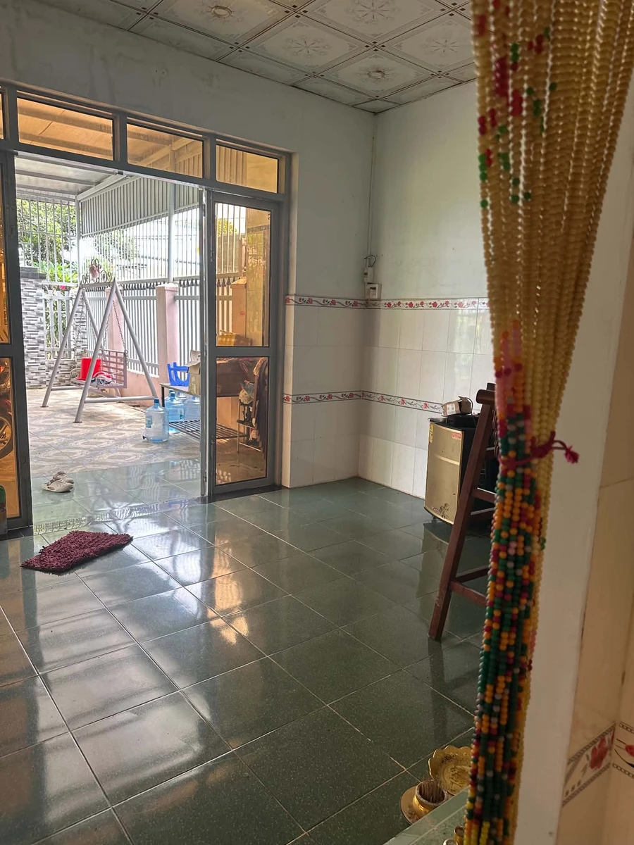 Bán nhà 106m2 sát TL52 gần chợ Long Phước 1 tỷ 6 - Ảnh thu nhỏ 4