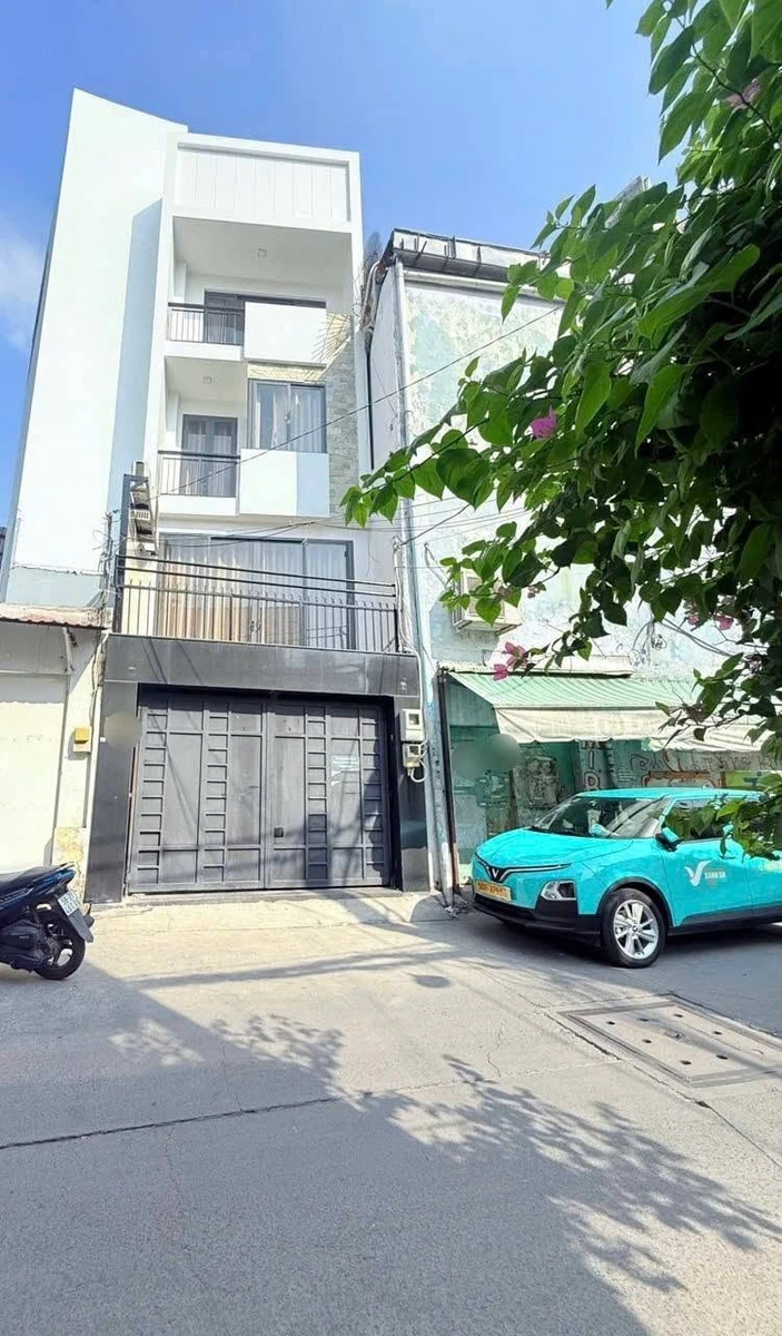 Bán shophouse 80m² Cách Mạng Tháng 8, Quận 10, 20 tỷ - Ảnh 1