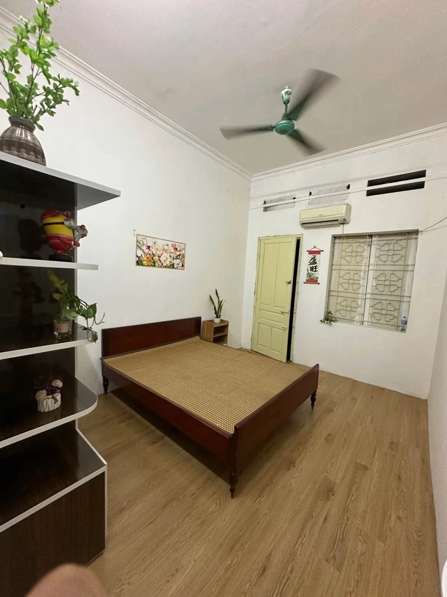 Bán nhà Giải Phóng gần Đại Học Bách Kinh Xây 17m² 4.3 tỷ - Ảnh thu nhỏ 2