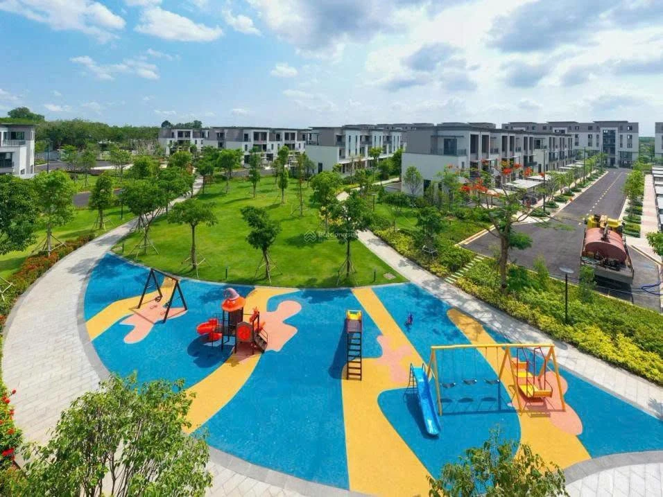 Bán nhà phố Swanpark 6.3x17m, 4,5 tỷ - Ảnh thu nhỏ 4