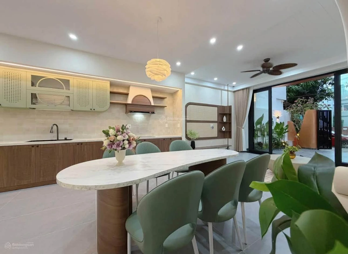 Bán nhà mặt tiền đường 7m5 khu đô thị Hòa Xuân, 100m2, 3 tầng - Ảnh thu nhỏ 4