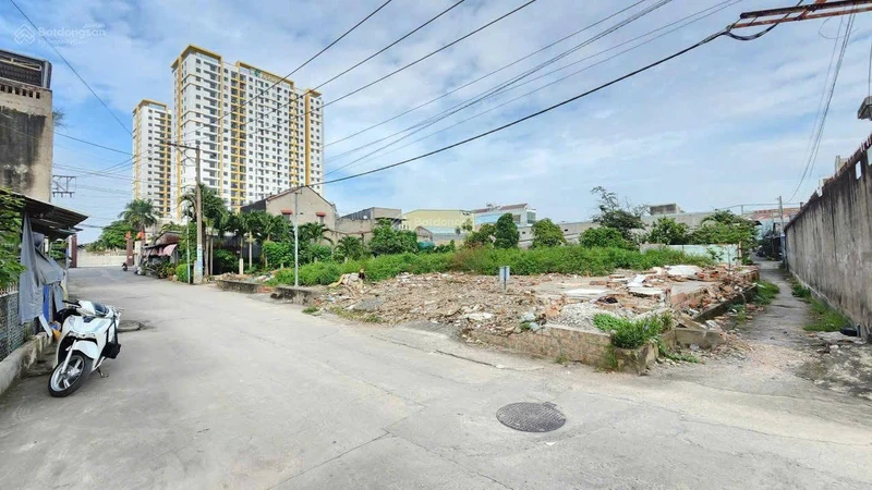 Bán lô đất 666m2 gần đường Lê Thị Trung, phường An Phú, Thuận An, giá 13,5 tỷ