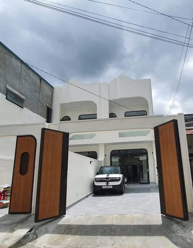 Bán nhà phố 3PN 200m² Quận 1 giá 4 tỷ 850 triệu - Ảnh 1