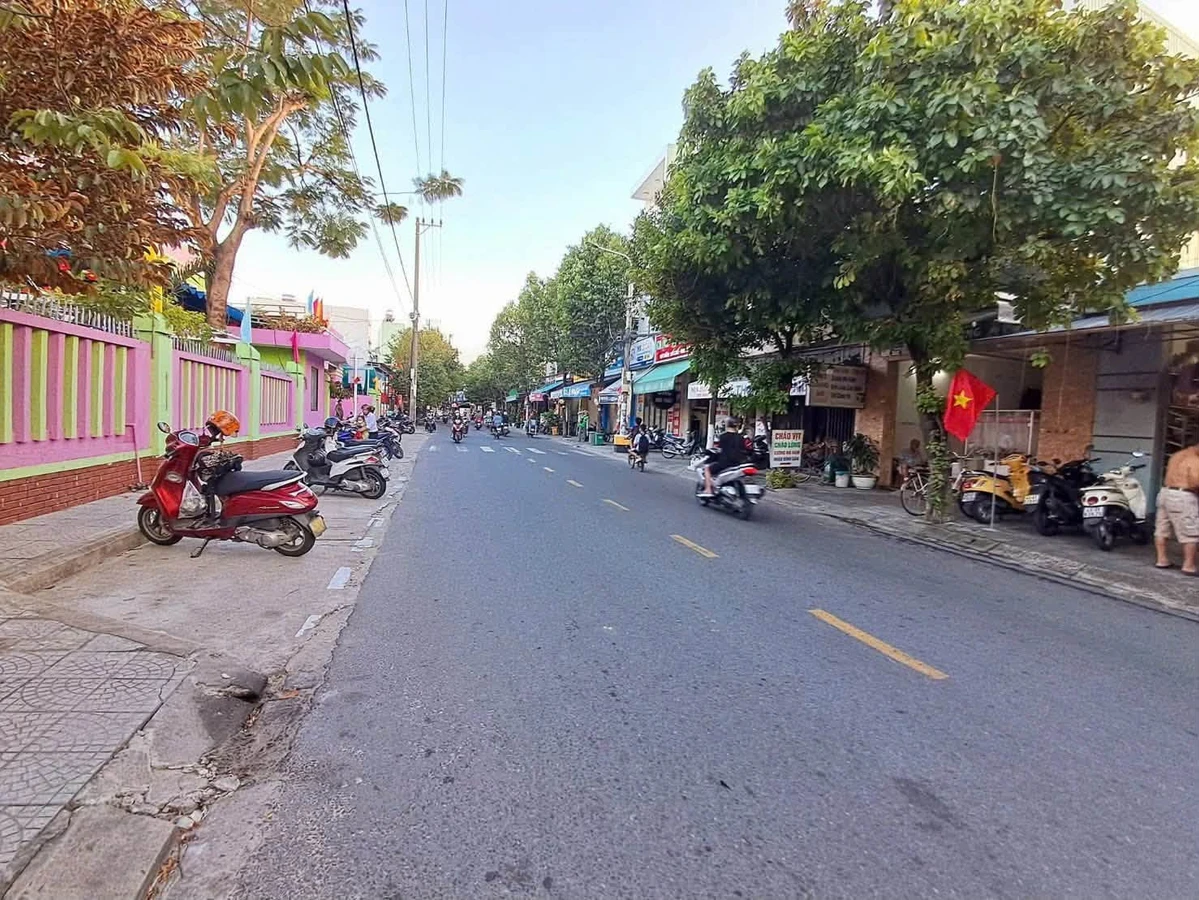 Nhà phố Tôn Đản, 60m², 3PN, 2 tầng, 4 tỷ - Ảnh thu nhỏ 2