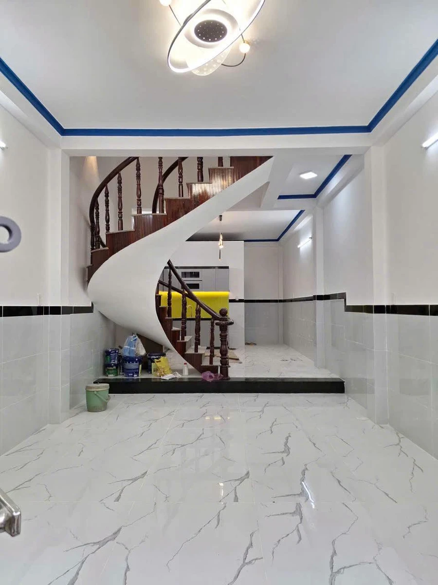 Bán nhà hẻm xe hơi đường Chiến Lược, Bình Tân, 4x12m, 3PN, giá 6,4 tỷ - Ảnh thu nhỏ 2