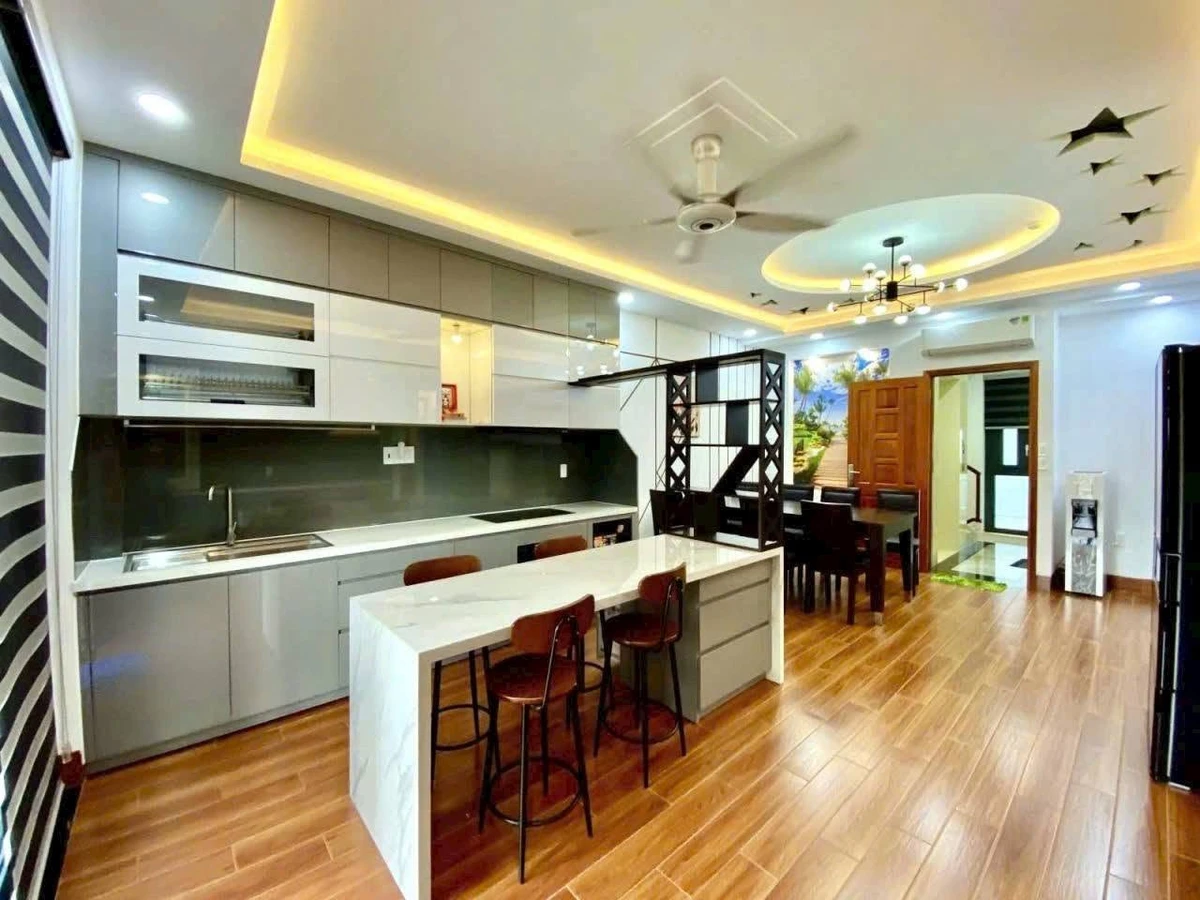 Bán nhà 6 tầng hẻm xe tải Đường 3 Tháng 2 Quận 10, 81.6m2, 2 tỷ - Ảnh thu nhỏ 3