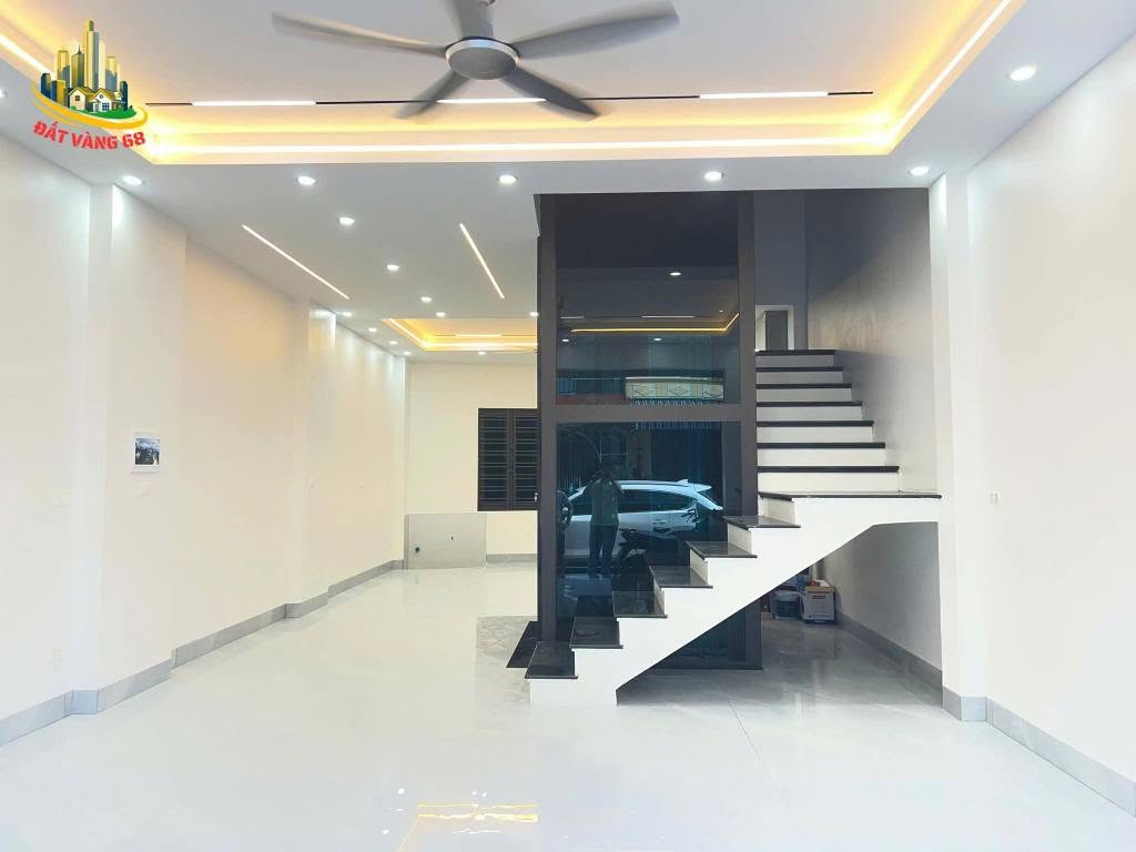 Bán nhà 5 tầng có thang máy Bích Đào 60m² giá 5 tỷ