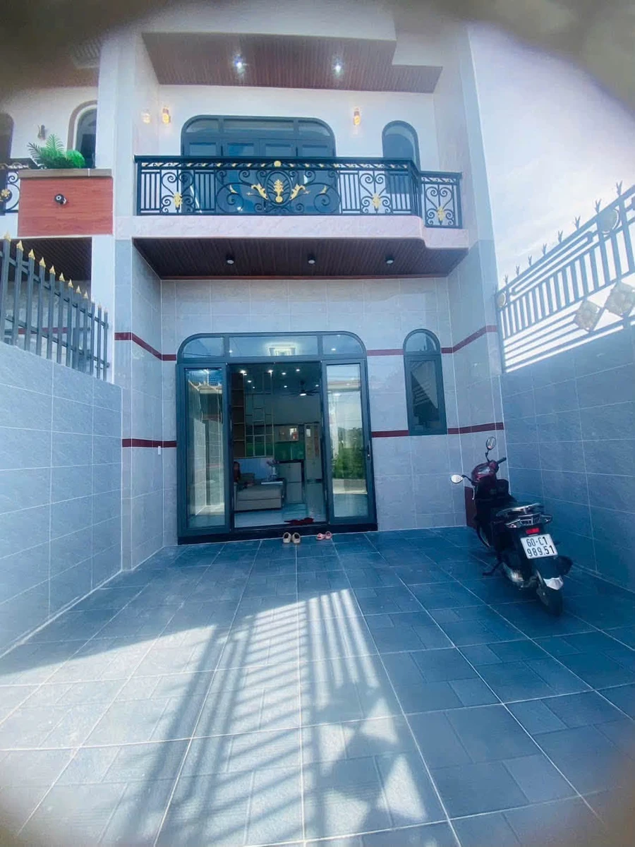 Bán nhà lầu 3PN, 95m² Phường Trảng Dài 3 tỷ 350 - Ảnh thu nhỏ 2