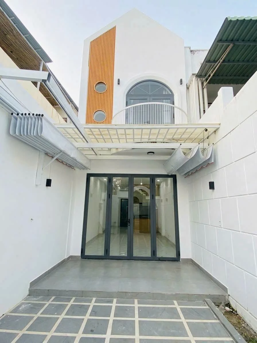 Bán nhà lầu mặt tiền Võ Hữu 81m2, 3 phòng ngủ Lâm Đồng - Ảnh thu nhỏ 2