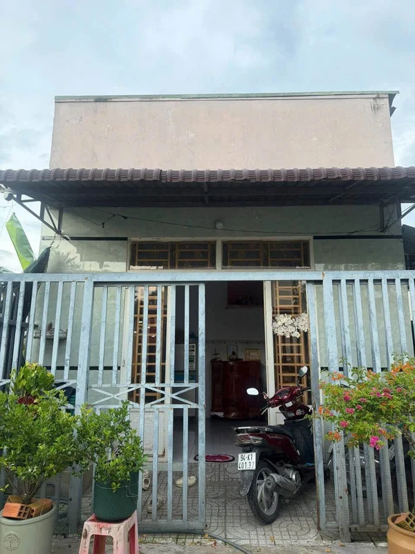 Bán nhà cấp 4 3PN Tân Định Bến Cát 1.55 tỷ, 108m²