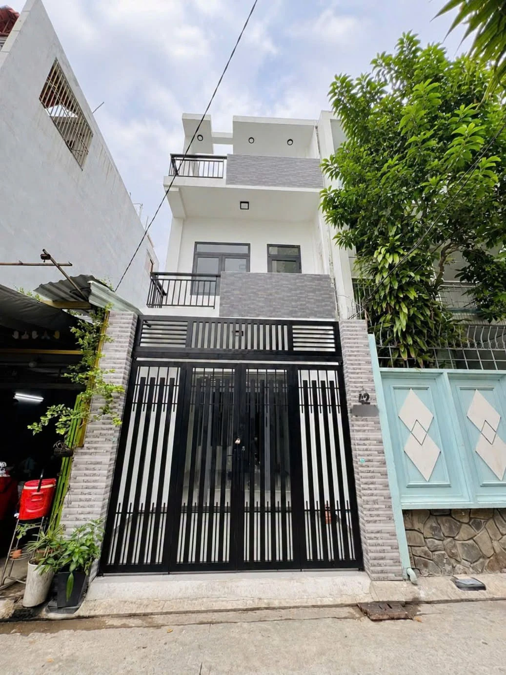 Bán nhà phố 40m² 4PN Lê Văn Sỹ Quận 3, hẻm 8m - Ảnh 1