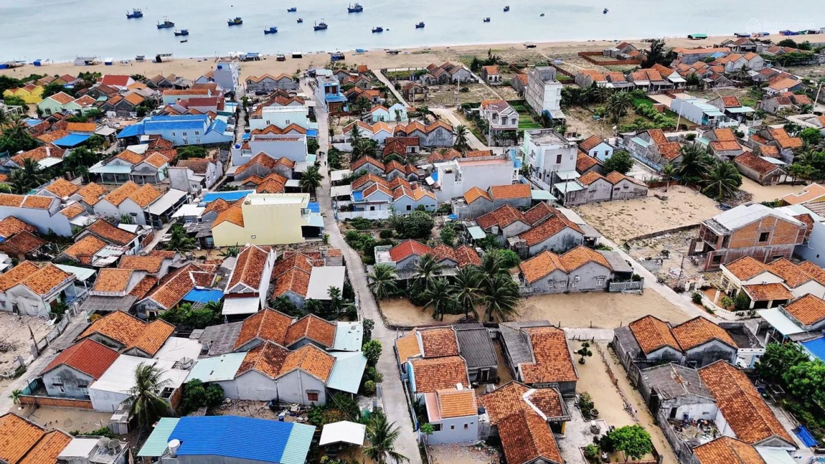 Cần bán lô góc ngã tư Đề Cua 200m2. Gần biển 150m. Gần sân bay 7km - Ảnh thu nhỏ 4
