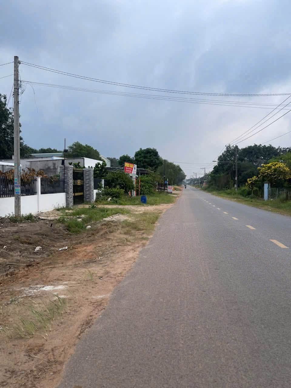 Bán đất 2 mặt tiền 966m2 Balangxi Bình Dương 7 tỷ