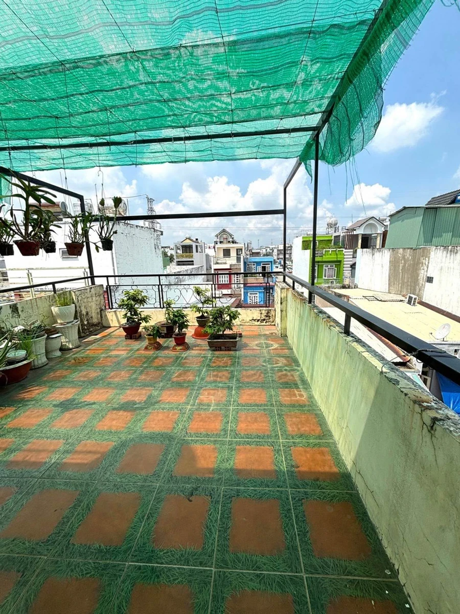 Bán nhà hẻm gần Lê Văn Quới 4x10m 3 tầng 4PN, giá 5,39 tỷ, Bình Tân - Ảnh 1