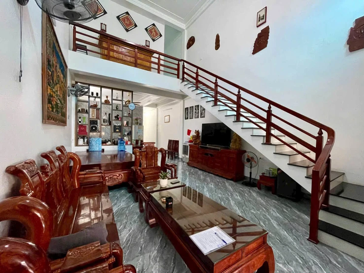 Bán nhà 2 tầng 131m2 giá 3 tỷ 990 triệu, Nghệ An - Ảnh 1