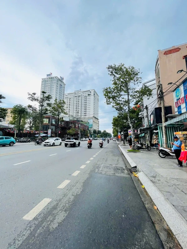 Bán nhà 1 phòng ngủ 59m² Phường Trấn Biên 2,65 tỷ