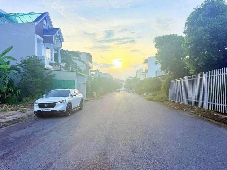 Bán 2 nền đất liền kề 200m² Bến Lức Long An, giá 6,3 tỷ - Ảnh thu nhỏ 2