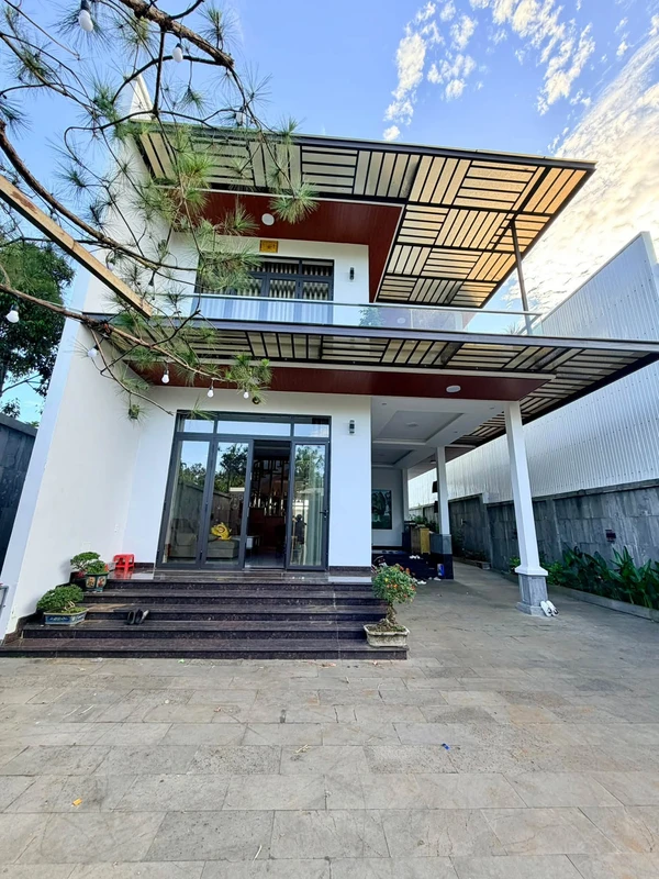 Bán nhà villa 332m2, 4 phòng, Pleiku, 4 tỷ 8