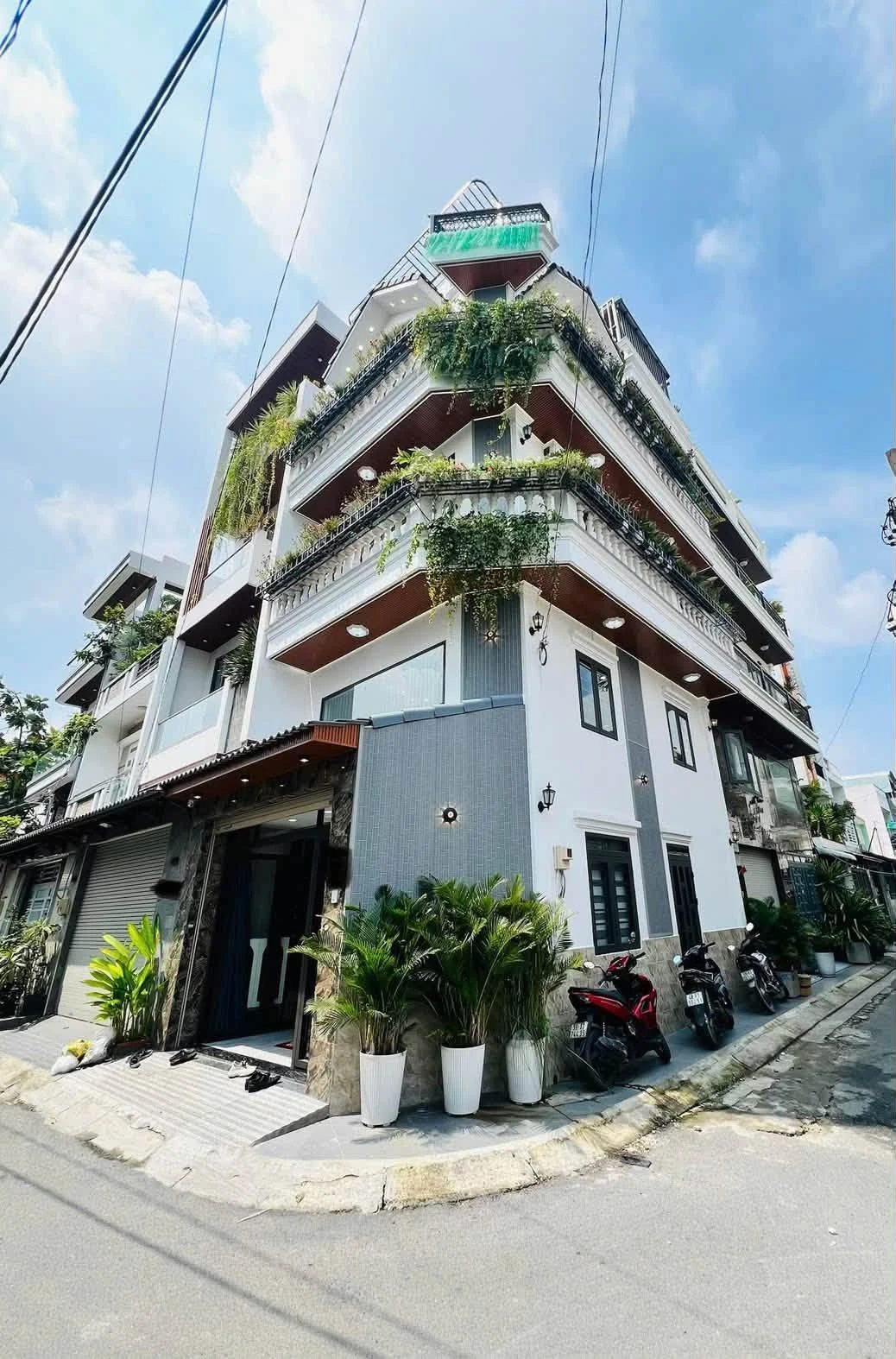 Bán nhà góc 5 tầng, 45m2, 4PN, gara ô tô, Lê Văn Thọ, Bình Thạnh - Ảnh 1