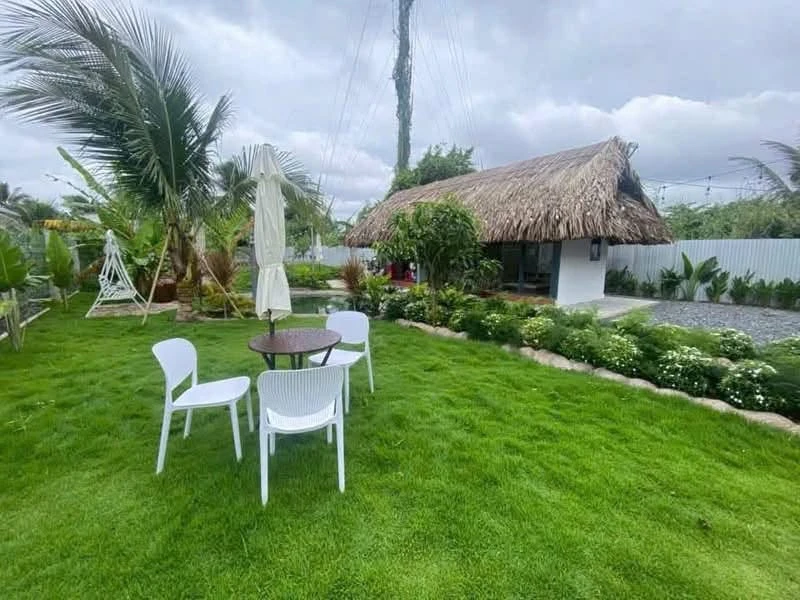 Bán biệt thự 572m2 có hồ bơi tại Giao Long, Bến Tre