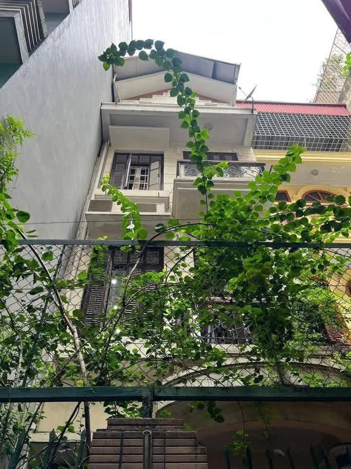 Bán nhà mặt tiền Láng, 80m², 4 tầng, 18.6 tỷ - Ảnh thu nhỏ 2