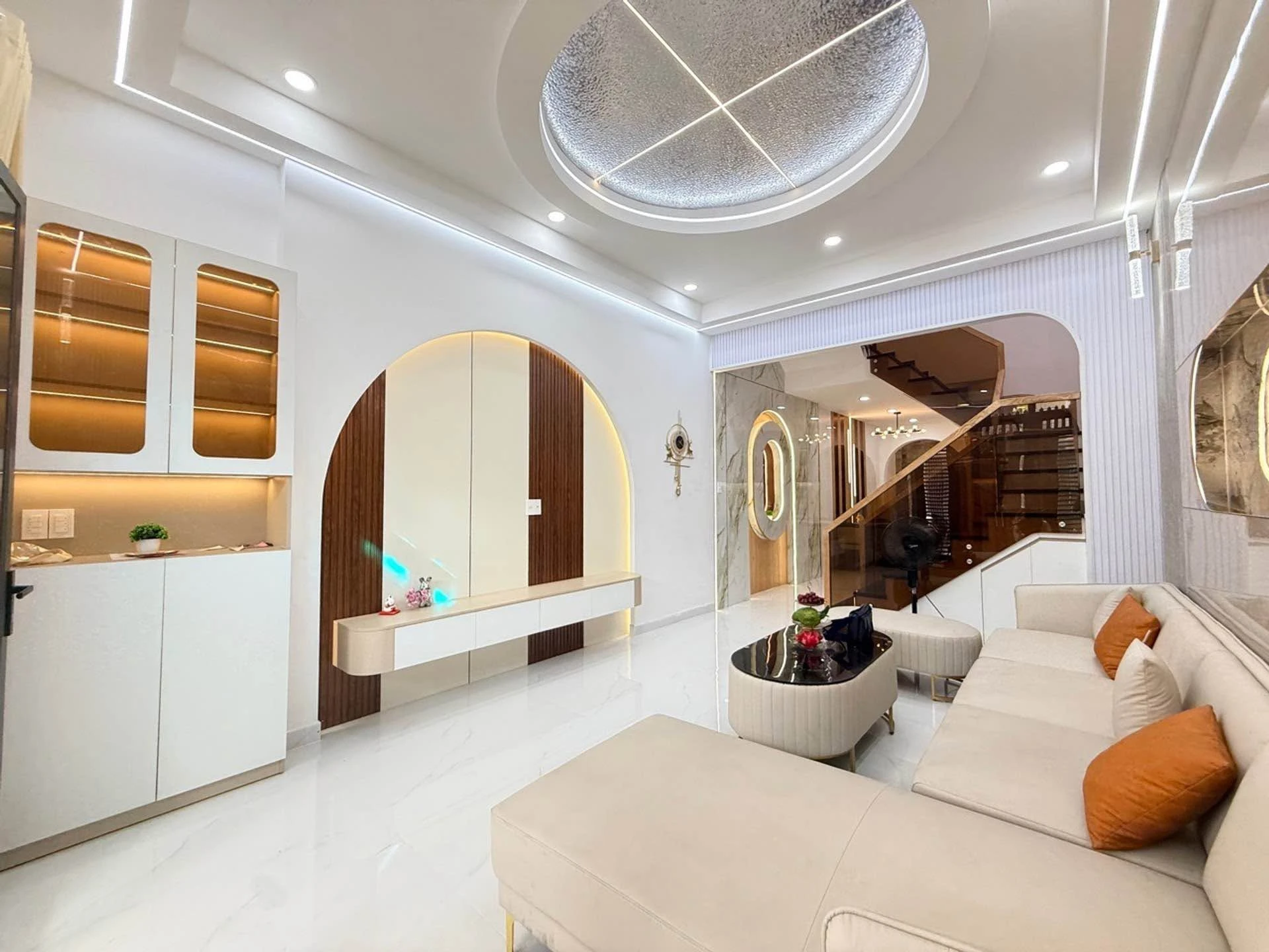 Bán nhà 4 tầng 68m² 3PN Phan Huy Ích Quận 1 - Ảnh 1