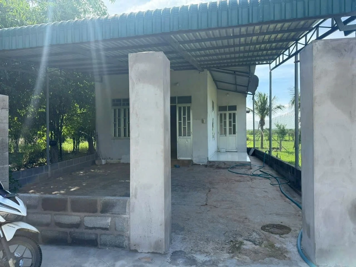 Bán đất 180m² (118m² thổ cư) có nhà cấp 4 Hàm Thuận Bắc - Ảnh 1