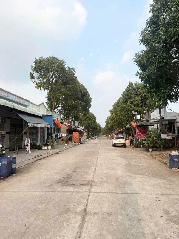 Bán nhà 7PN 150m² gần chợ Cocolan, KCN Mỹ Phước 3, Bến Cát