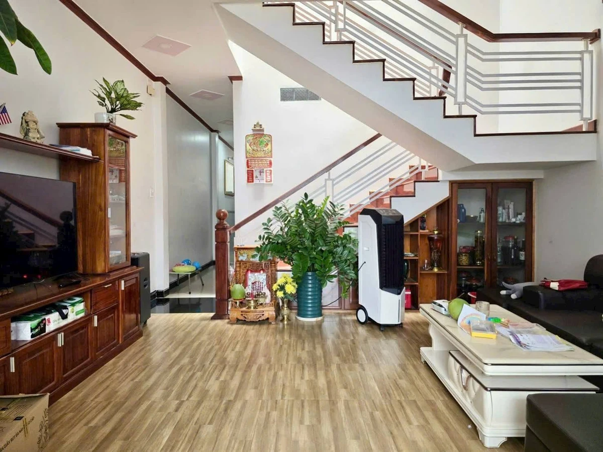 Bán nhà lầu 4PN 100m² Trần Quang Diệu Phan Thiết 4,1 tỷ - Ảnh thu nhỏ 2