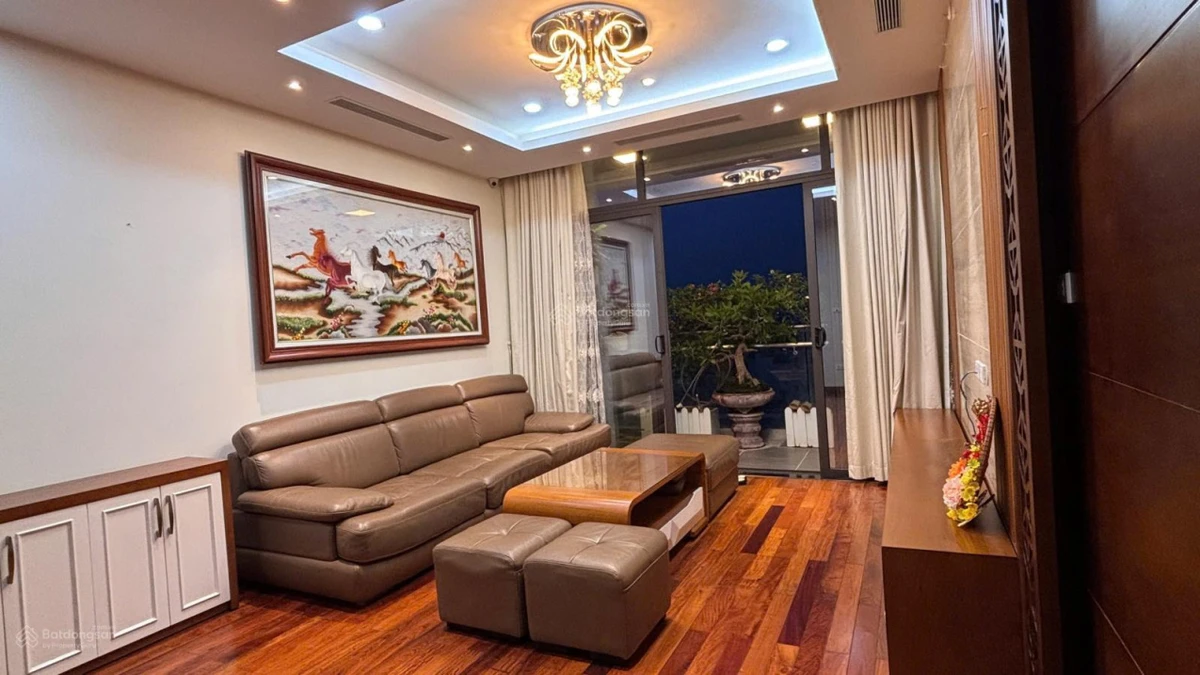 Chính chủ cho thuê căn hộ 3PN, 128m2, cao cấp, giá 32 triệu tại Sun Grand City Thuy Khue Residence - Ảnh thu nhỏ 2