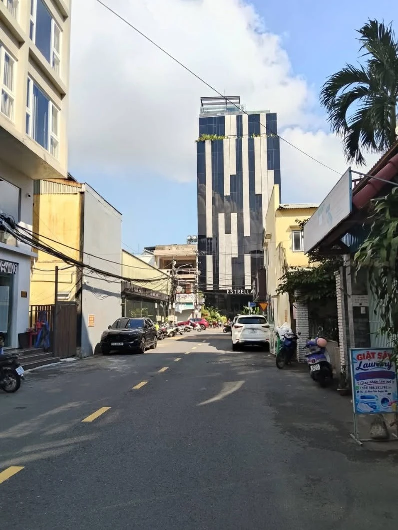 Bán lô đất 135m² sát Nguyễn Văn Thoại, 117 triệu/m² - Ảnh 1